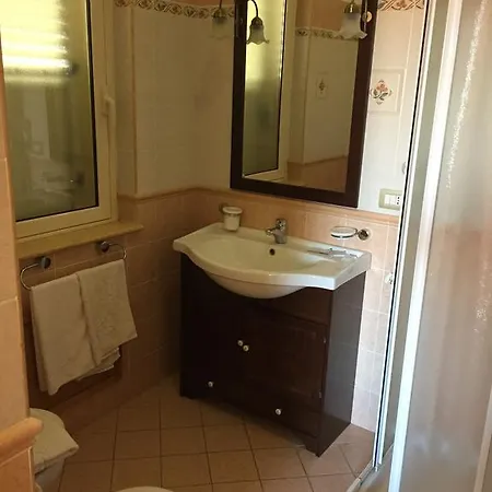 Da Agostino Fittacamere Maison d'hôtes Botricello